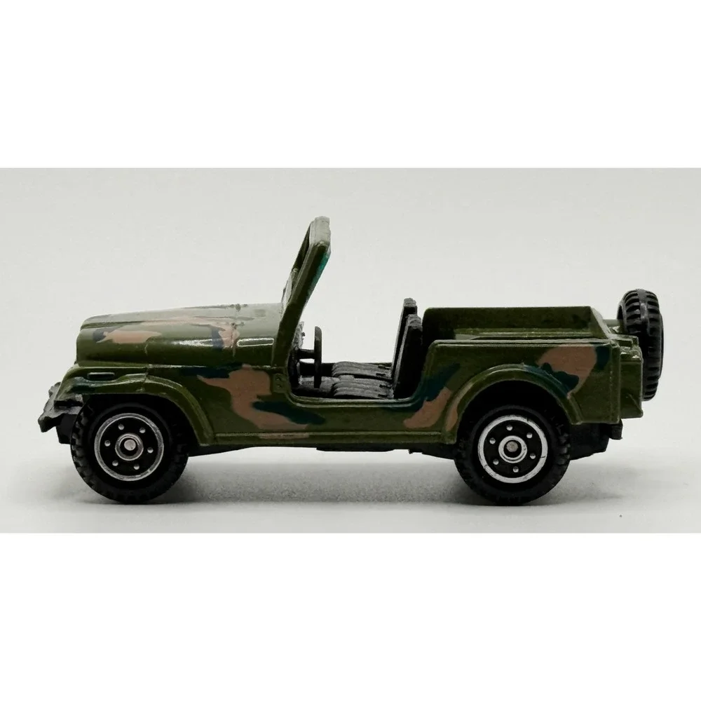 Yatming‎ #1608 Green Camouflage Jeep CJ-7 1/64 Diecast/Plastic Military Vintage